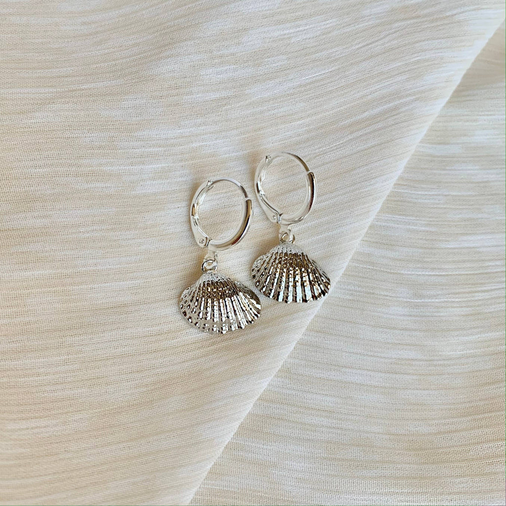 SCALLOP SEASHELL HUGGIE HOOPS | Silver